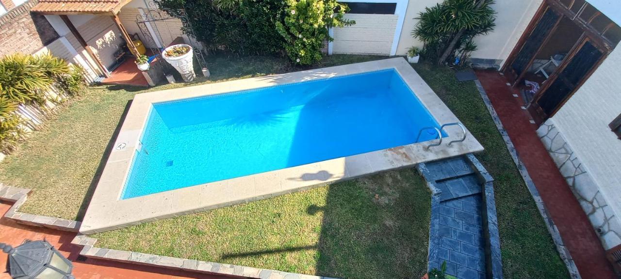 Casona La Florida Con Parque Y Pileta, A Cuadra Del Rio Holiday home
