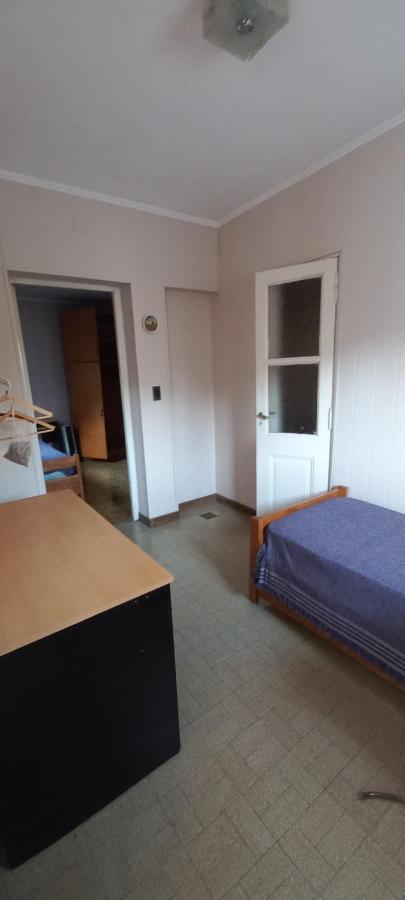 Casona La Florida Con Parque Y Pileta, A Cuadra Del Rio