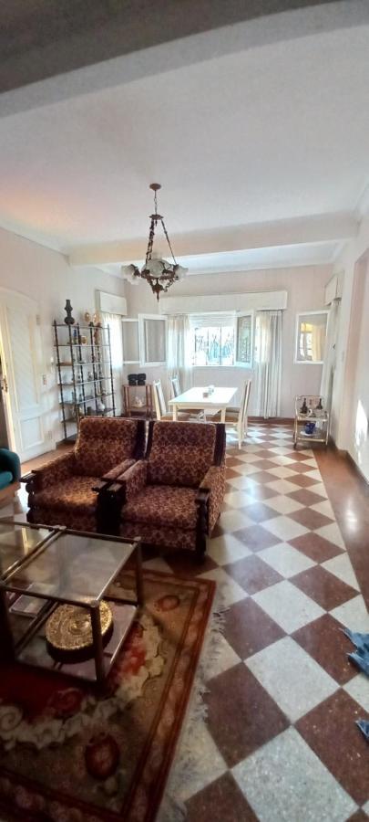 Casona La Florida Con Parque Y Pileta, A Cuadra Del Rio *